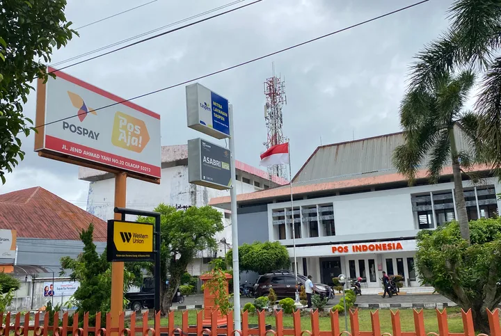 Mengapa Kantor Pos Rinjani Cilacap Jadi Pilihan Utama Warga?
